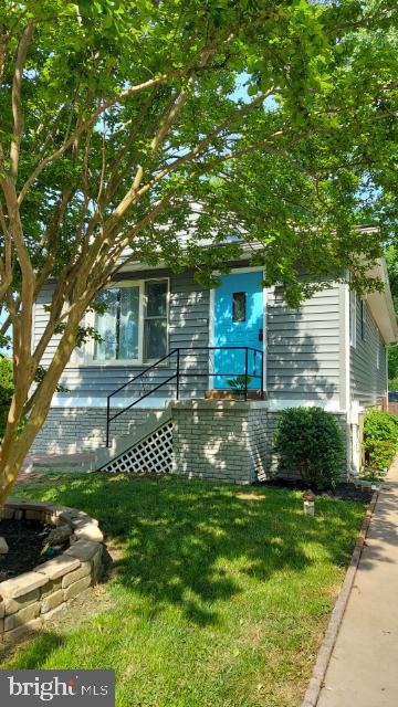 1810 Glenarm Road Edgewater, MD 21037 - Photo 2 of 45 Front of house