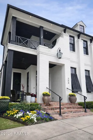 $825,000 | 304 Bella Vista Parkway, Youngsville, LA 70592