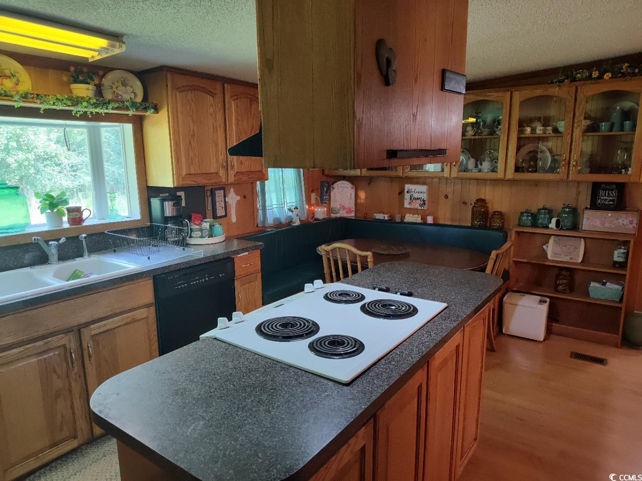 191 Island Road Georgetown, SC 29440 - Photo 5 of 18 Gallery Image 5