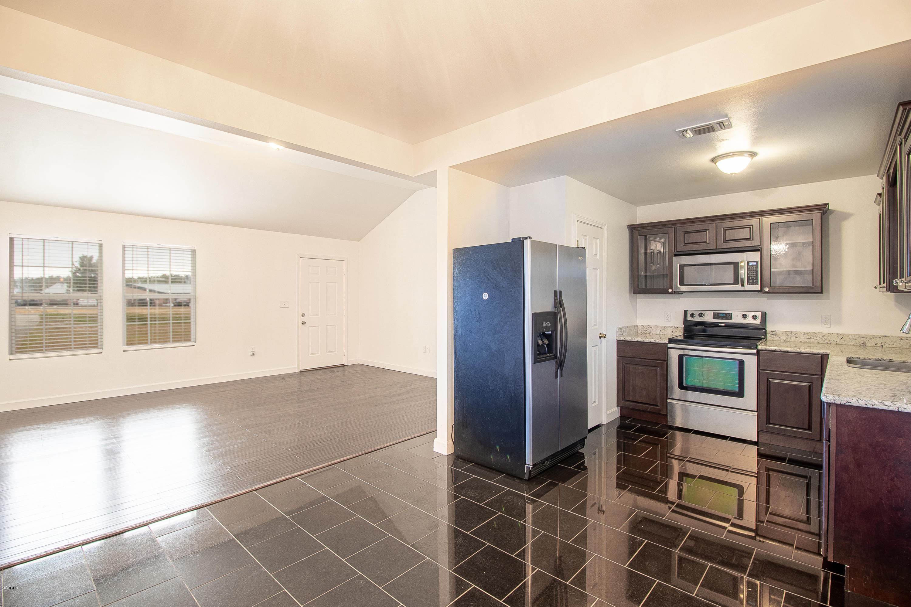 20144 W Wortham-115