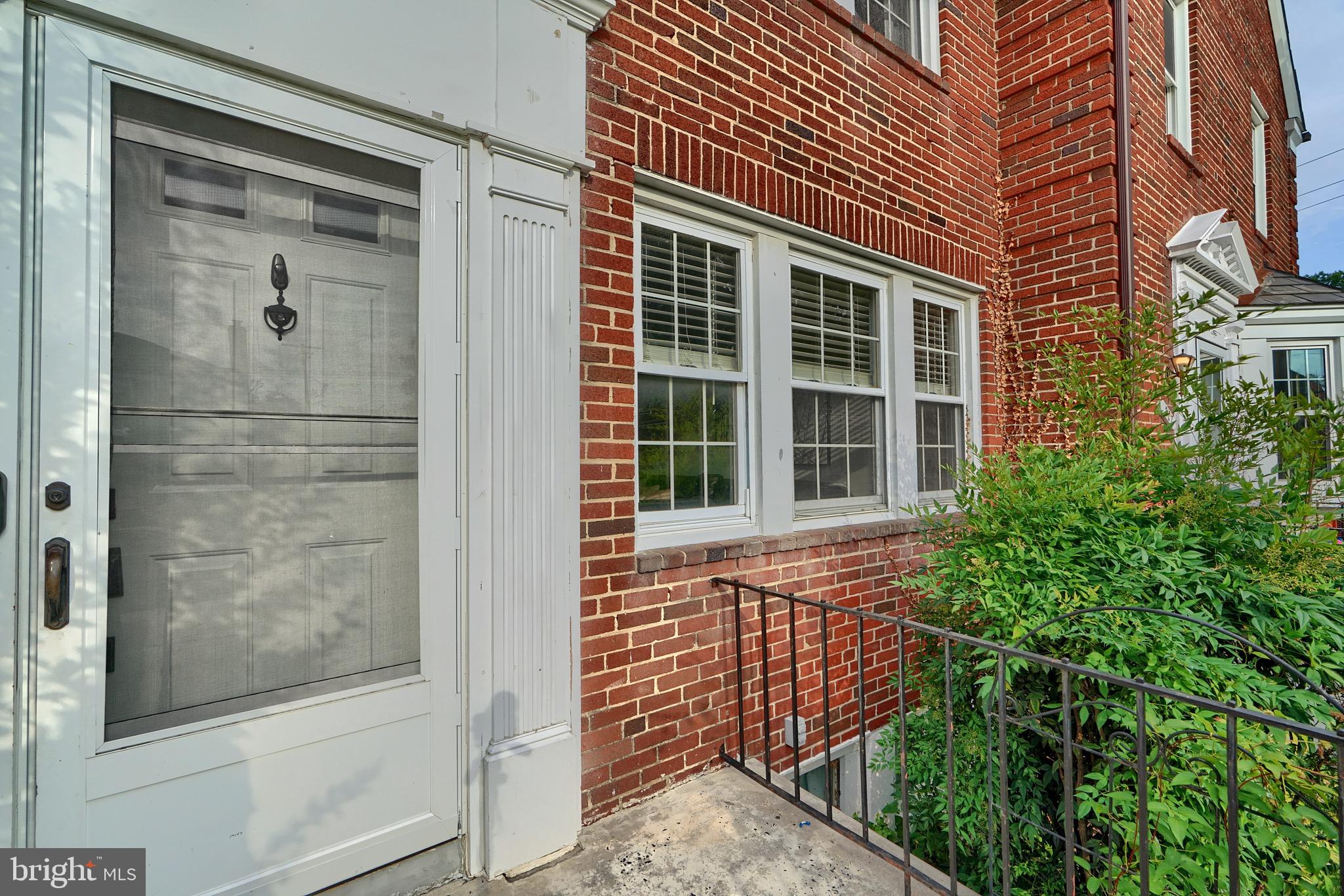 309 Whitfield Road Catonsville, MD 21228 - Photo 2 of 39 309 Whitfield Rd