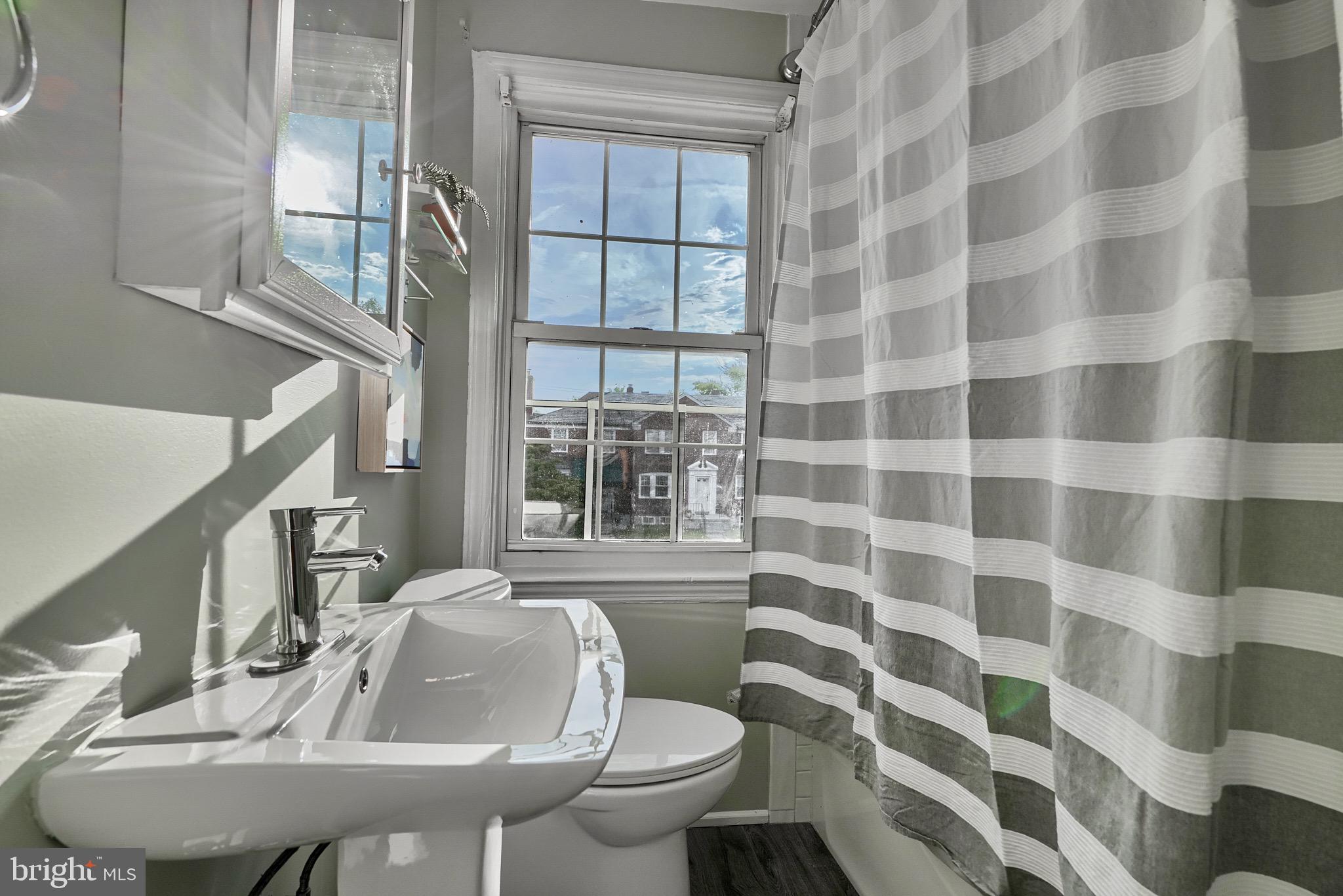 309 Whitfield Road Catonsville, MD 21228 - Photo 28 of 39 Upper Level Full Bath
