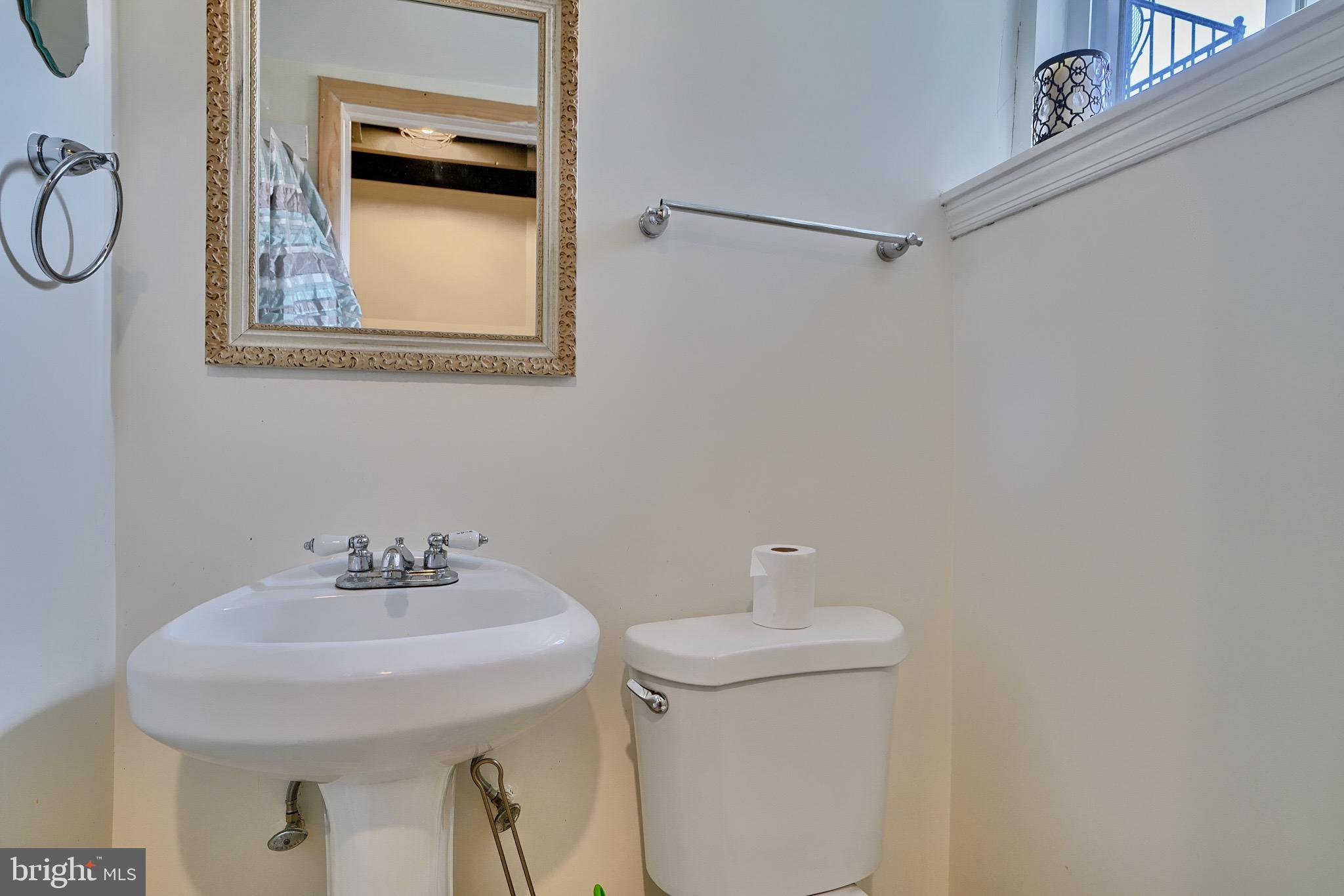 309 Whitfield Road Catonsville, MD 21228 - Photo 33 of 39 Basement Full Bathroom