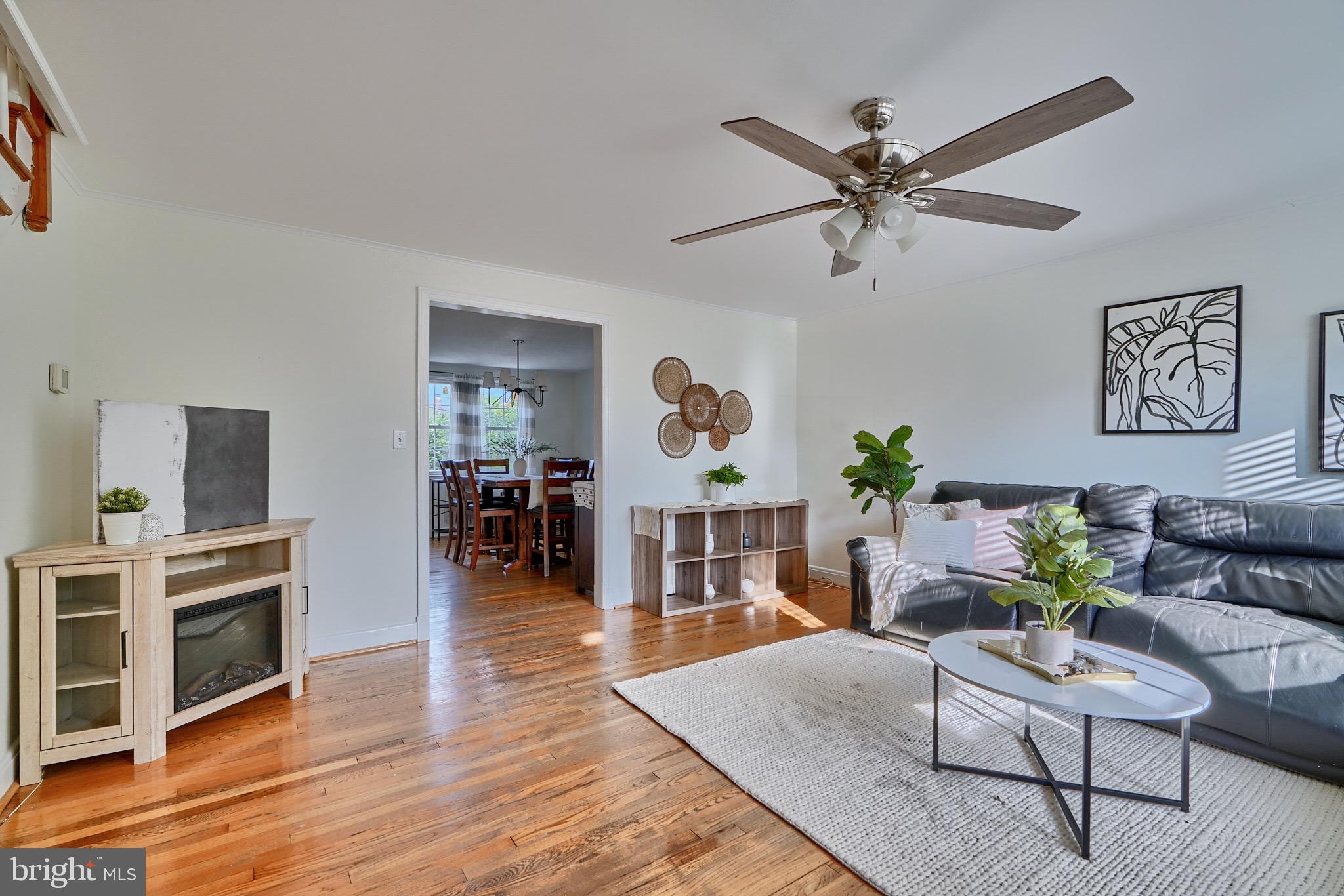 309 Whitfield Road Catonsville, MD 21228 - Photo 5 of 39 Original Hardwood floors