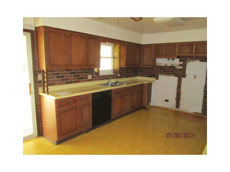 7434 Combs Road Indianapolis, IN 46237 - Photo 3 of 7 Gallery Image 3