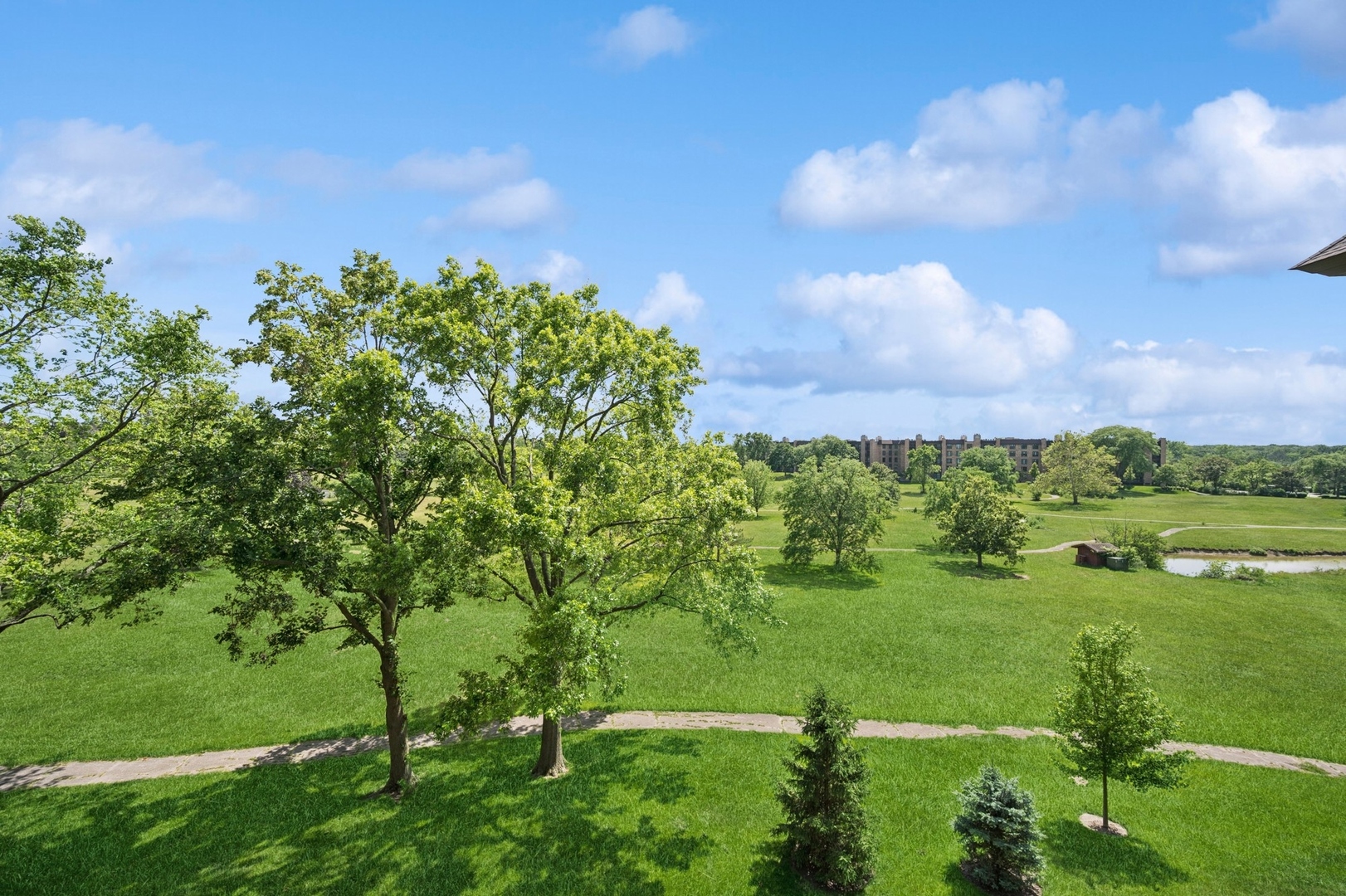 3851 Mission Hills Road, Unit 409 Northbrook, IL 60062 - Photo 17 of 19 a view of a garden