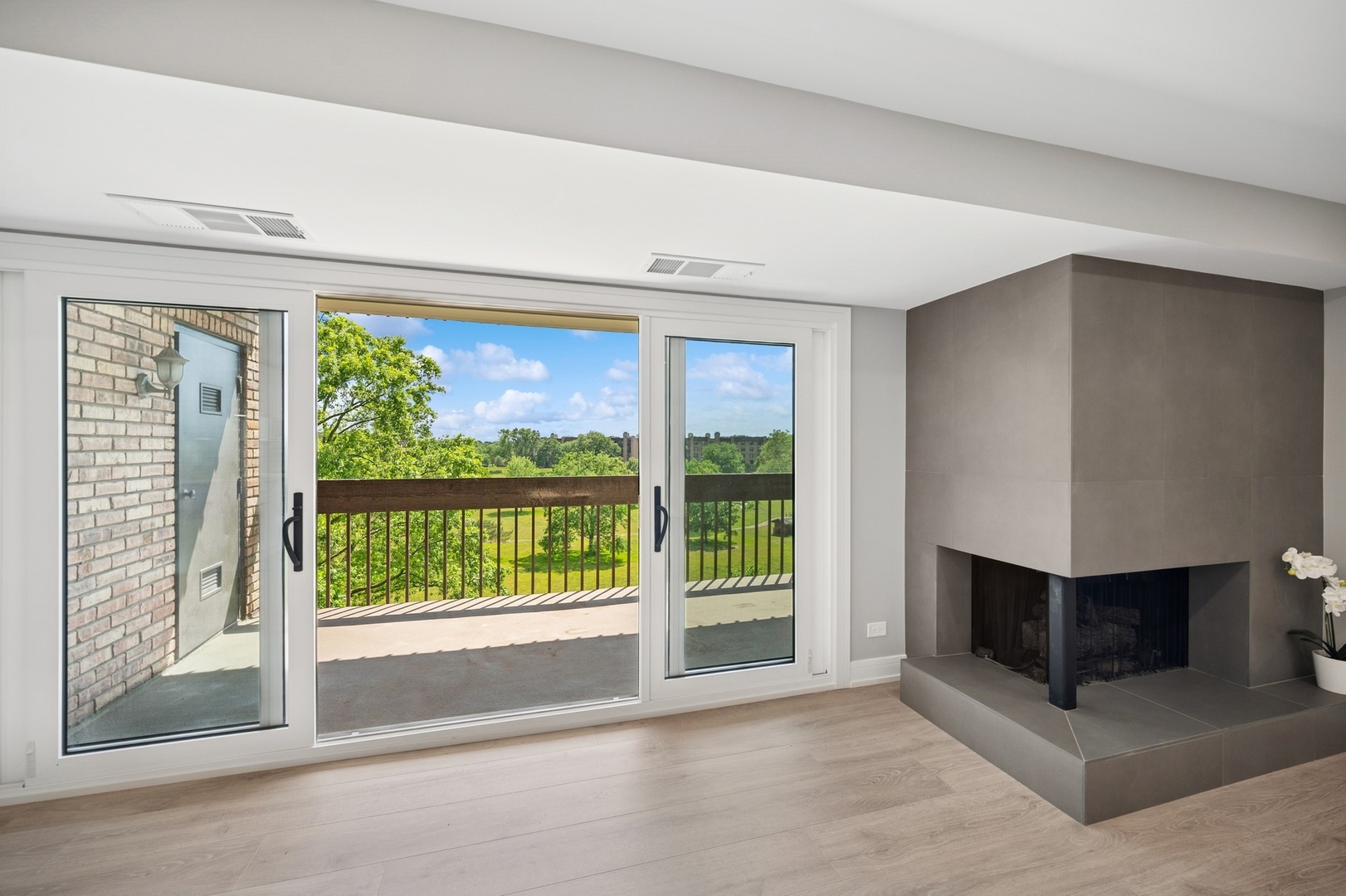 3851 Mission Hills Road, Unit 409 Northbrook, IL 60062 - Photo 6 of 19 a view of livingroom with furniture window and front door