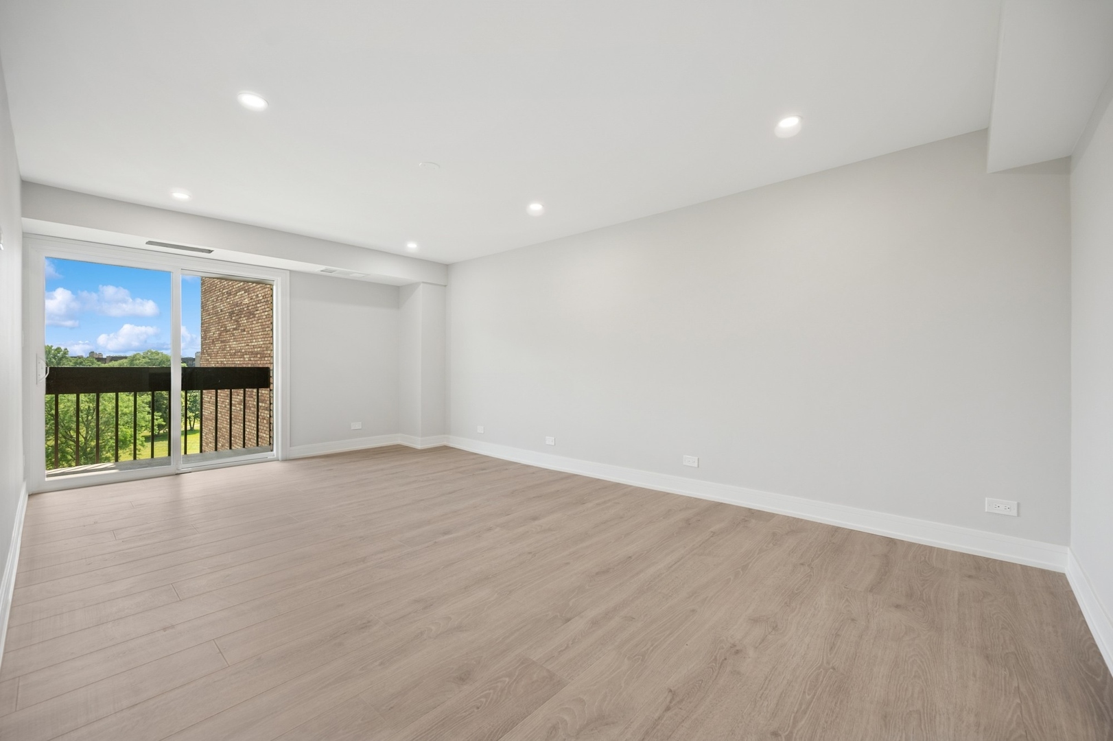 3851 Mission Hills Road, Unit 409 Northbrook, IL 60062 - Photo 8 of 19 a view of an empty room with a window