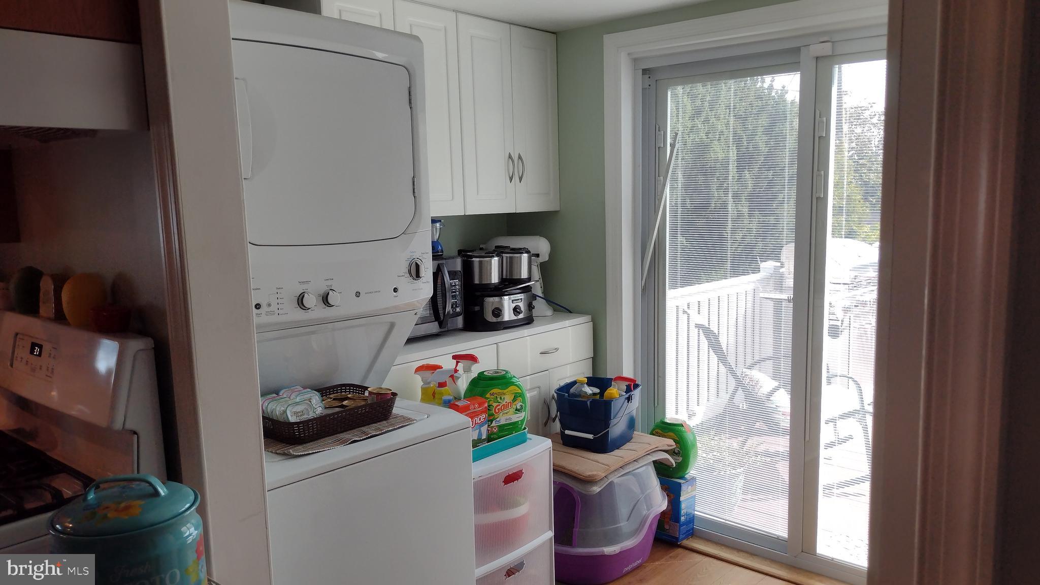 815 Rosedale Avenue Rosedale, MD 21237 - Photo 13 of 40 Laundry