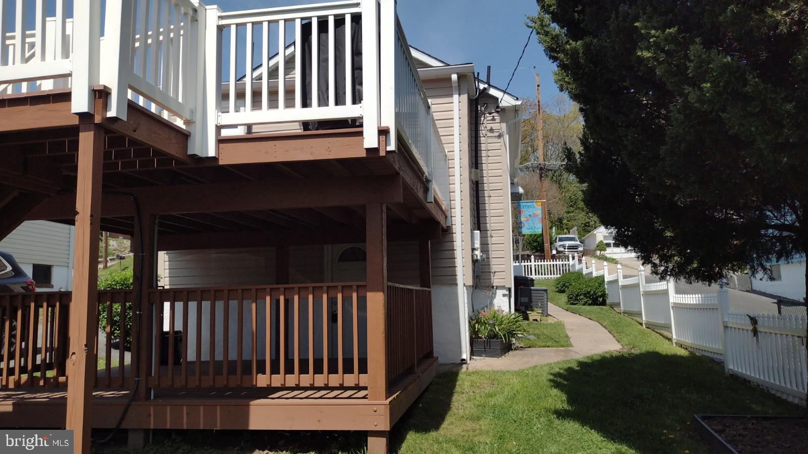 815 Rosedale Avenue Rosedale, MD 21237 - Photo 31 of 40 Large 2-tiered Covered Deck