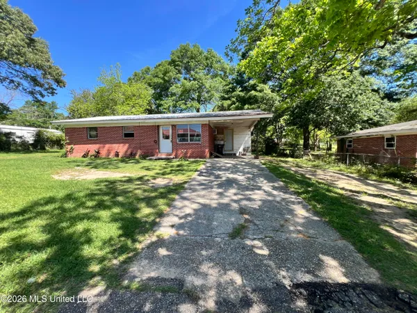 $94,900 | 6 Ledbetter Drive, Purvis, MS 39475