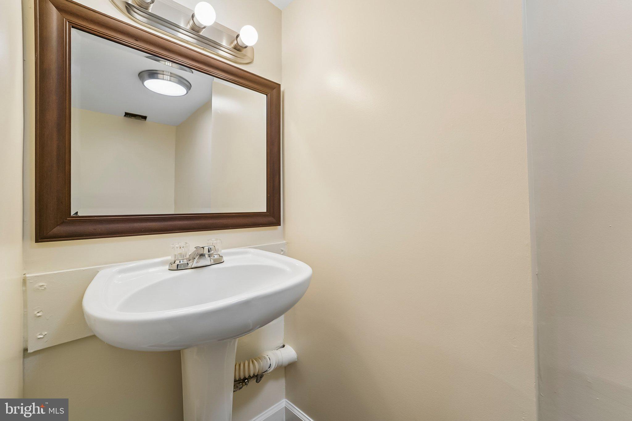 1930 Northbourne Road Baltimore, MD 21239 - Photo 24 of 37 Gallery Image 24