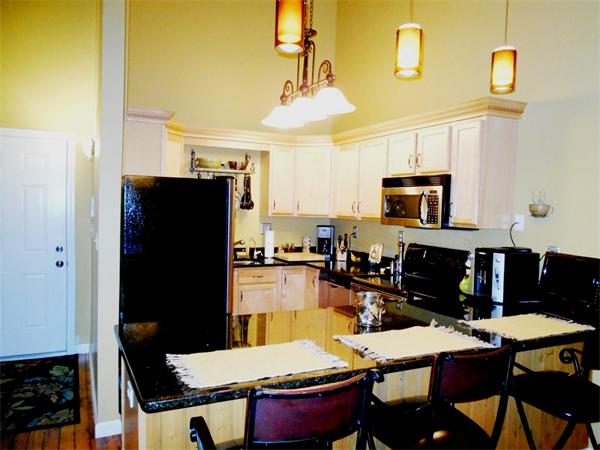 63 Blakeley Street, Unit 204 Woonsocket, RI 02895 - Photo 4 of 23 Gallery Image 4