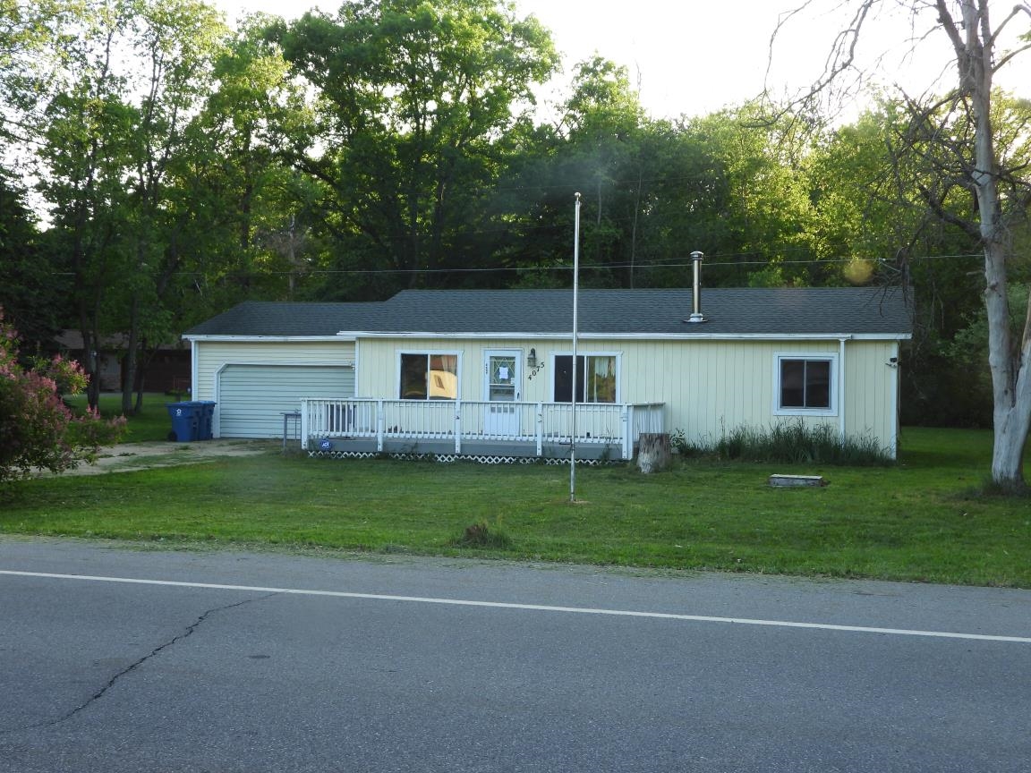 4075 North Markey Road Roscommon, MI 48653 - Photo 1 of 28
