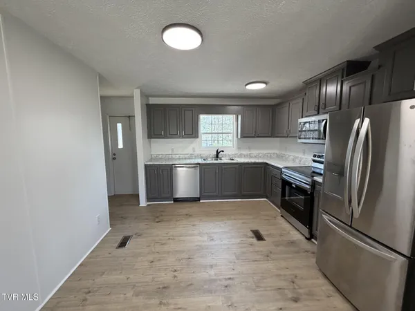 $165,000 | 12030 Driffield Drive, Coeburn, VA 24230