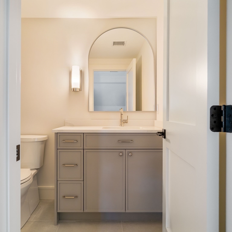 71 Walpole Street Dover, MA 02030 - Photo 25 of 42
