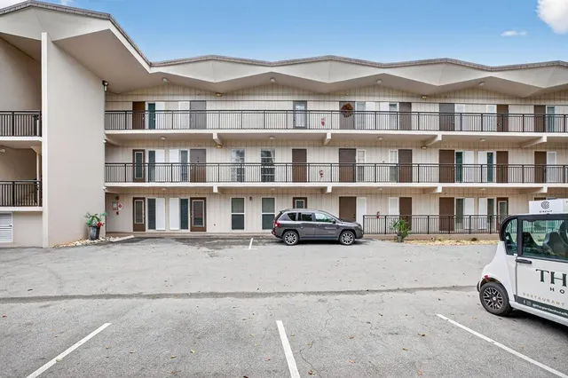 $319,000 | 1967 South Ocean Boulevard, Unit 103, Pompano Beach, FL 33062