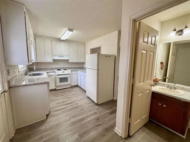 $1,500 | 5296 Weyden Trail, Unit B, Norcross, GA 30071