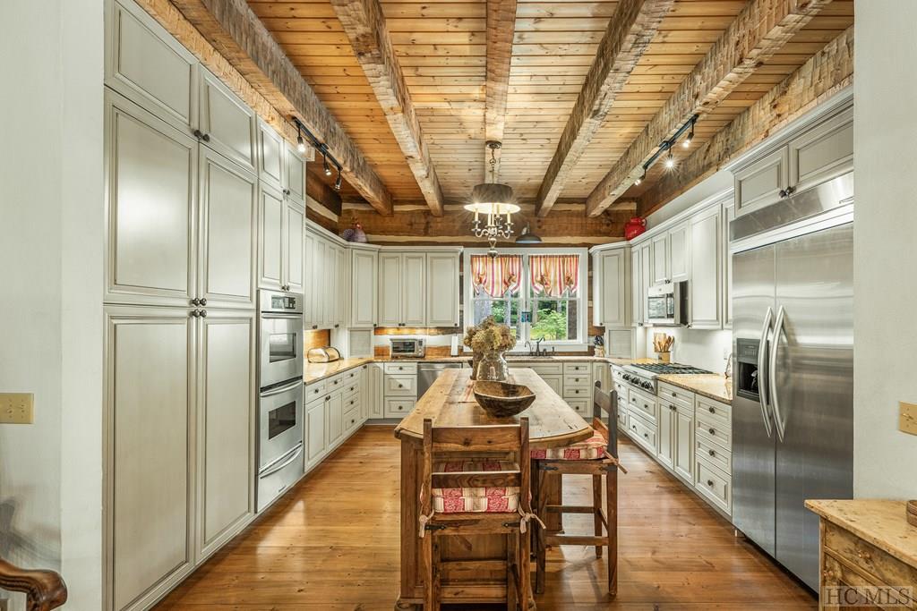1277 Highgate Road Highlands, NC 28741 - Photo 14 of 79 Gallery Image 14