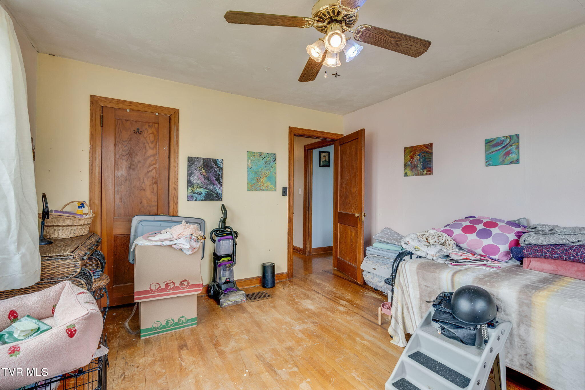 111 Old Stage Road Surgoinsville, TN 37873 - Photo 13 of 25 013