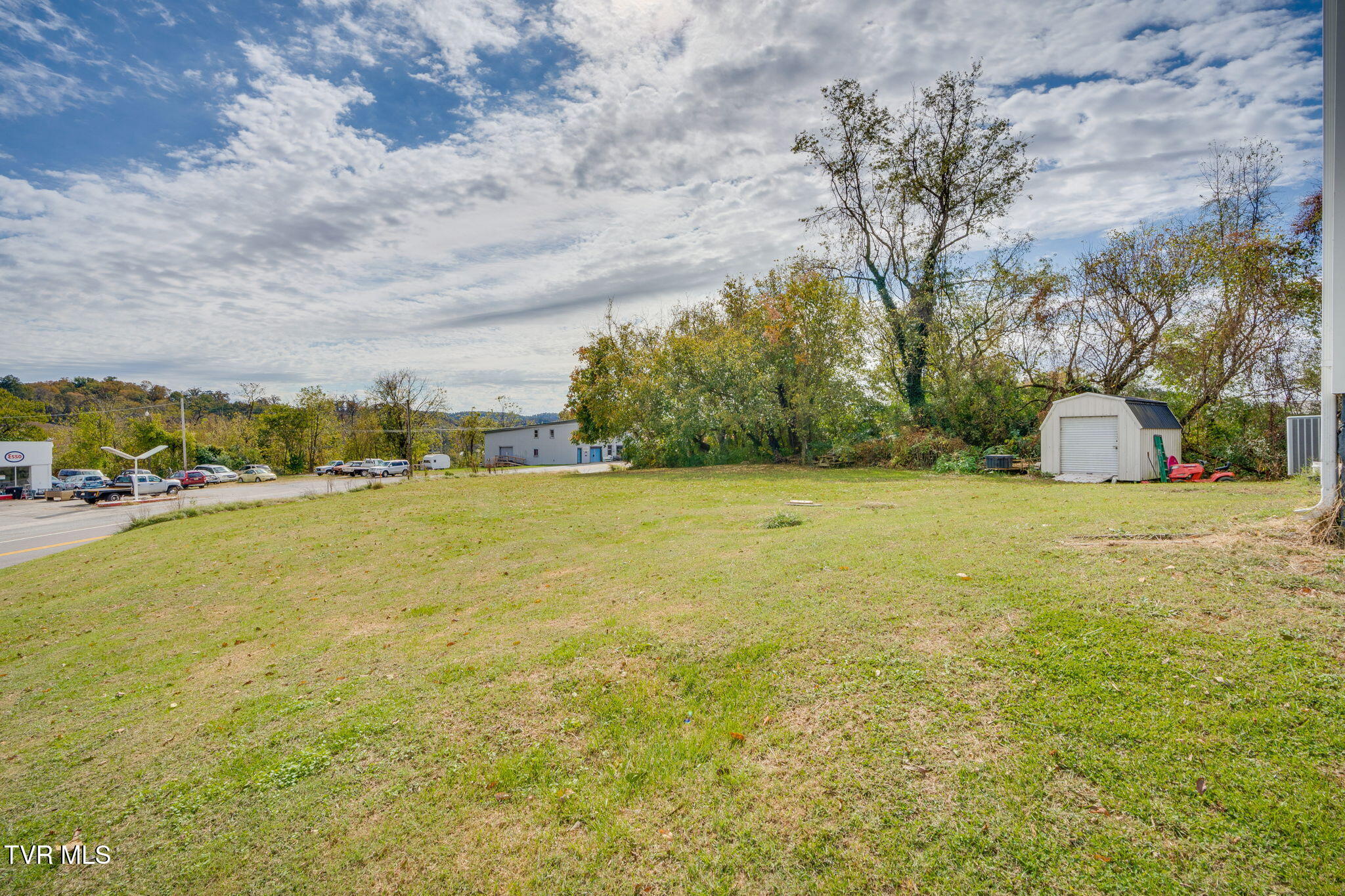 111 Old Stage Road Surgoinsville, TN 37873 - Photo 19 of 25 019