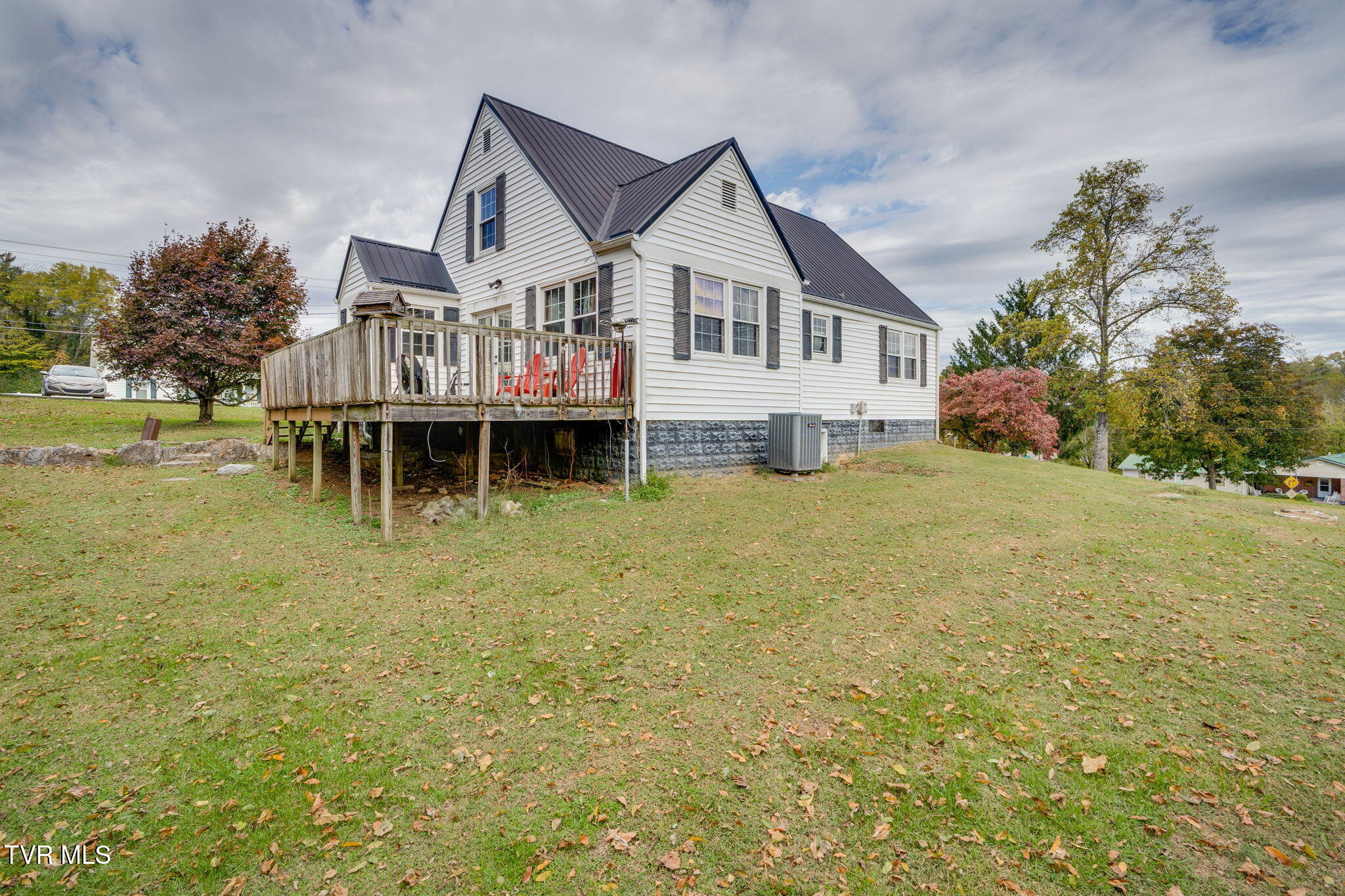 111 Old Stage Road Surgoinsville, TN 37873 - Photo 22 of 25 022
