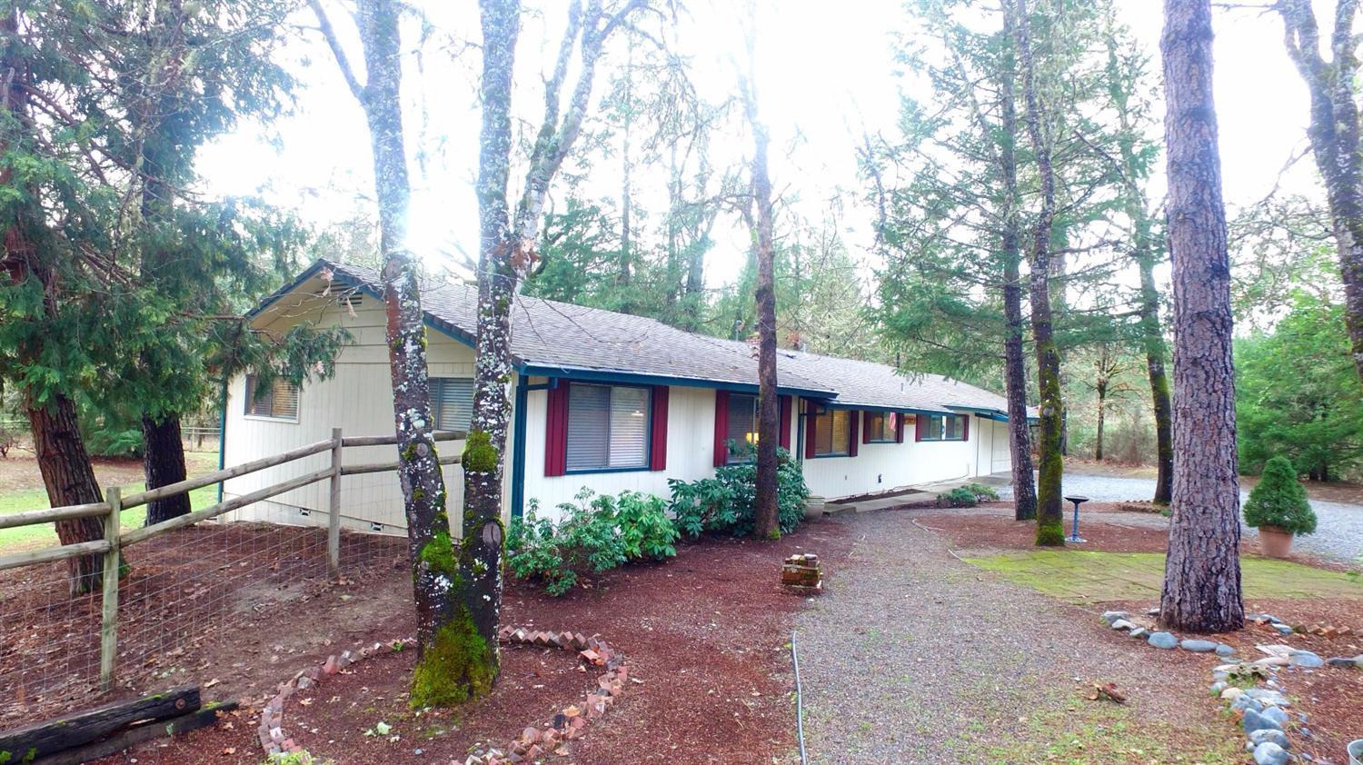 1257 Robertson Bridge Road Grants Pass, OR 97526 - Photo 21 of 35 Additional Photo
