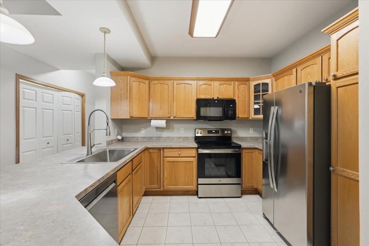 3001 Stratton Way, Unit 105 Madison, WI 53719 - Photo 10 of 32