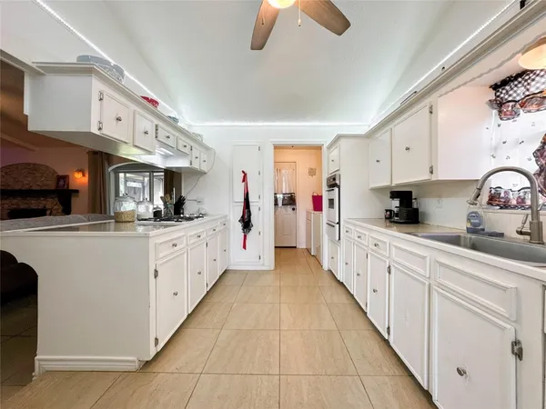 $537,000 | 10922 Farm To Market Road 1764, Santa Fe, TX 77510