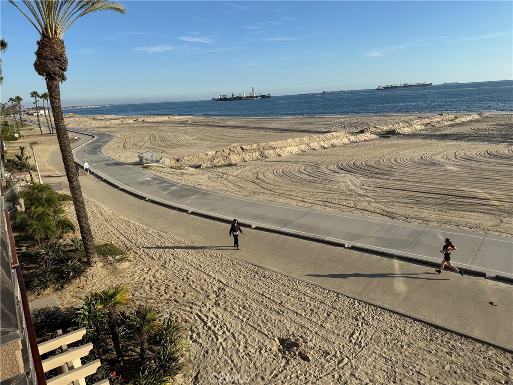 1400 East Ocean Boulevard, Unit 1203 Long Beach, CA 90802 - Photo 4 of 34 a view of an ocean and beach