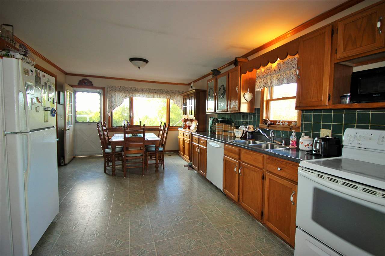 497 Robar Road Williamstown, VT 05654 - Photo 3 of 17 Gallery Image 3