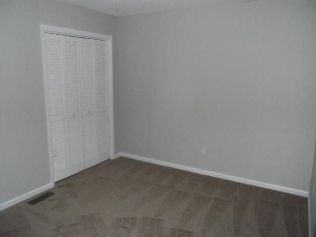 74 Hunters Ridge Lane North Charleston, SC 29420 - Photo 11 of 32 078 (640x480)