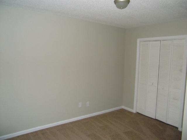 74 Hunters Ridge Lane North Charleston, SC 29420 - Photo 12 of 32 079 (640x480)