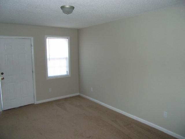 74 Hunters Ridge Lane North Charleston, SC 29420 - Photo 14 of 32 081 (640x480)