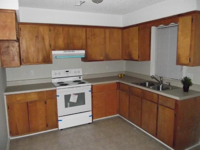 74 Hunters Ridge Lane North Charleston, SC 29420 - Photo 15 of 32 082 (640x480)