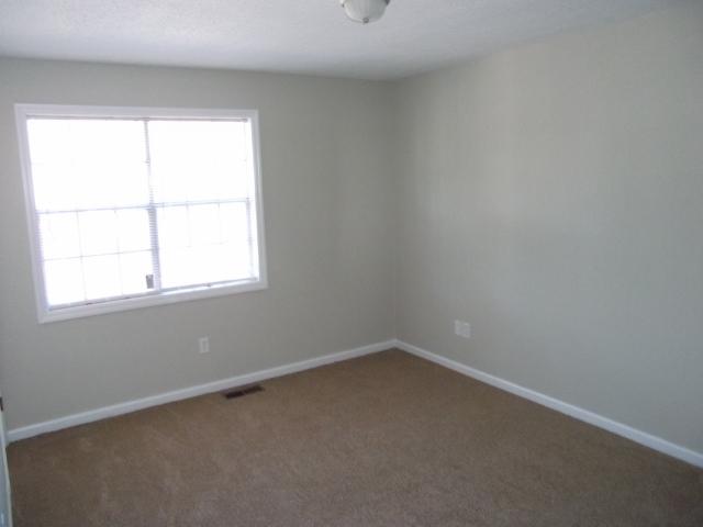 74 Hunters Ridge Lane North Charleston, SC 29420 - Photo 18 of 32 085 (640x480)