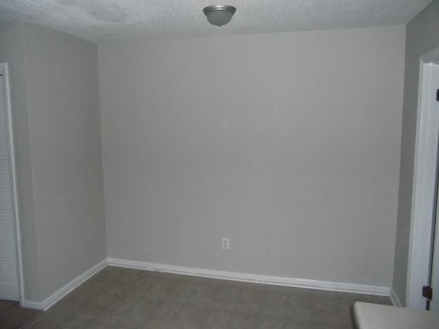 073 (640x480)