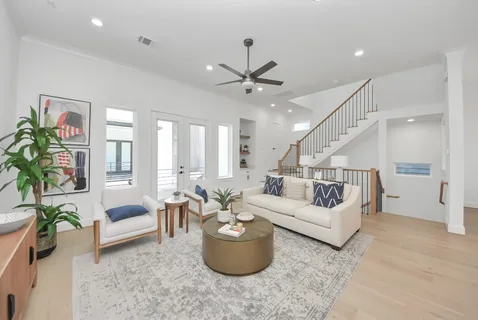 $565,000 | 929 Fisher Street, Unit E, Houston, TX 77018