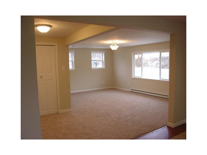193 Bennington Road Hopwood, PA 15445 - Photo 4 of 14 Living Room.
