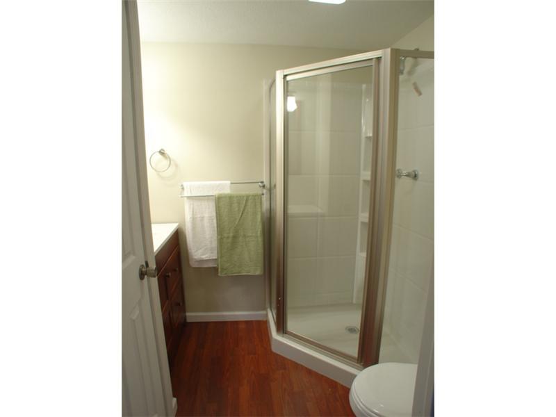 193 Bennington Road Hopwood, PA 15445 - Photo 10 of 14 Master Bath/Spa.