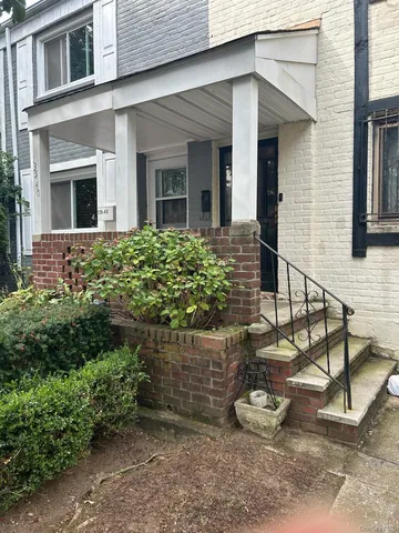 $490,000 | 135-38 223rd Street | Laurelton