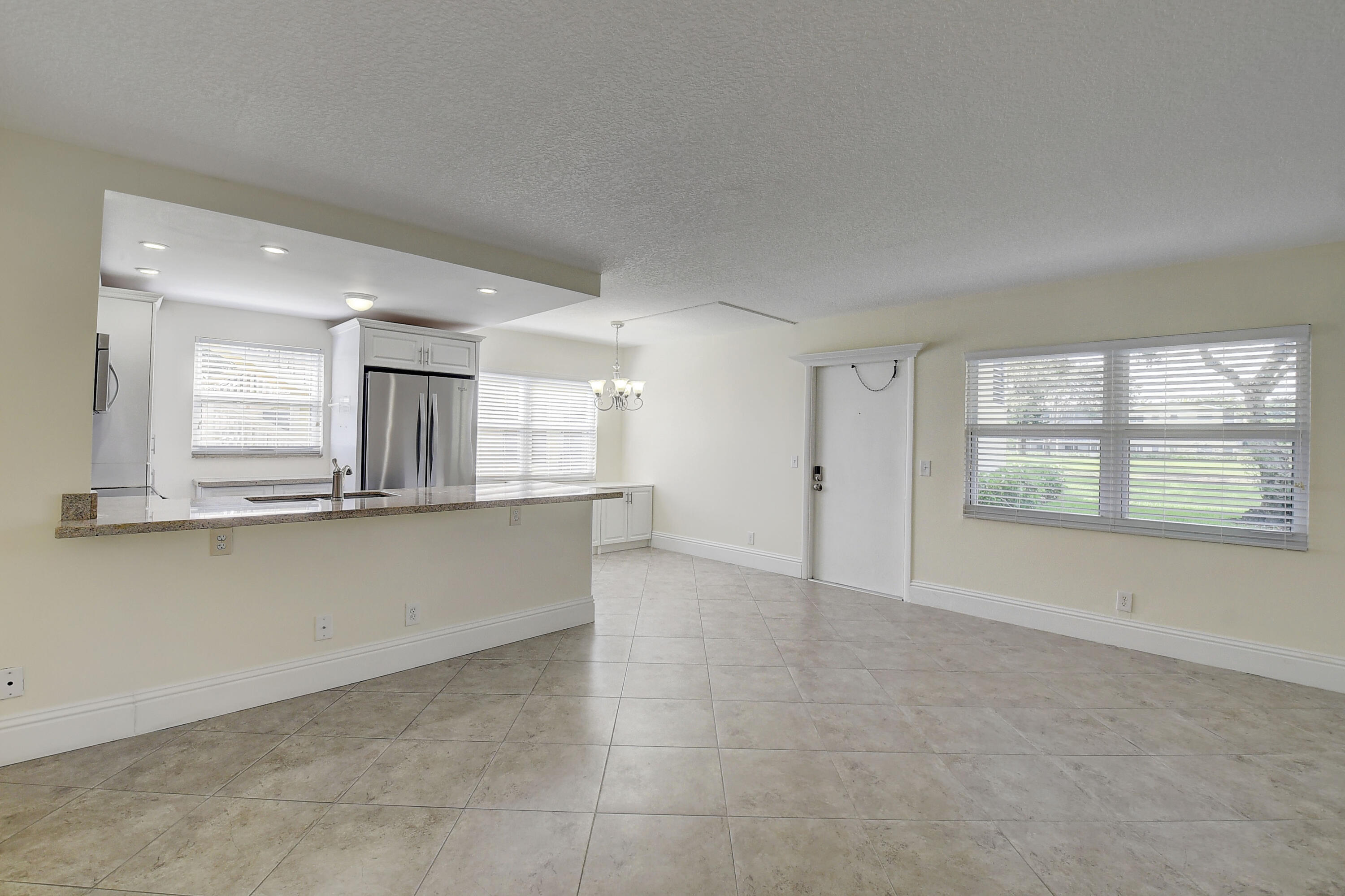 257 Dorset G Boca Raton, FL 33434 - Photo 9 of 59 09_dsc_8559_60_61_62_63
