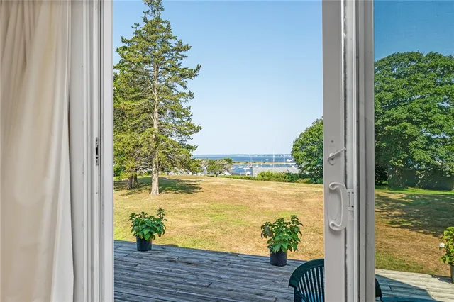 $12,200,000 | 6 Chapel Lane, Westerly, RI 02891