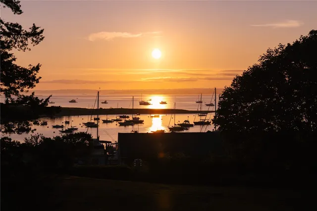 $12,200,000 | 6 Chapel Lane, Westerly, RI 02891