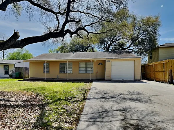 $1,459 | 3808 Washington Street, Pasadena, TX 77503