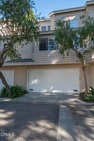 $649,900 | 909 Gilbert Lane, Ventura, CA 93003