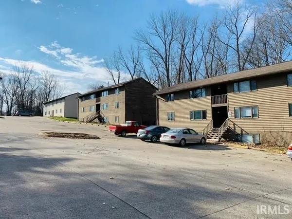 $3,000,000 | 2600 6th Street, Bedford, IN 47421