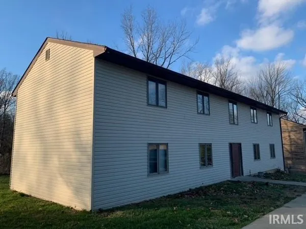 $3,000,000 | 2600 6th Street, Bedford, IN 47421