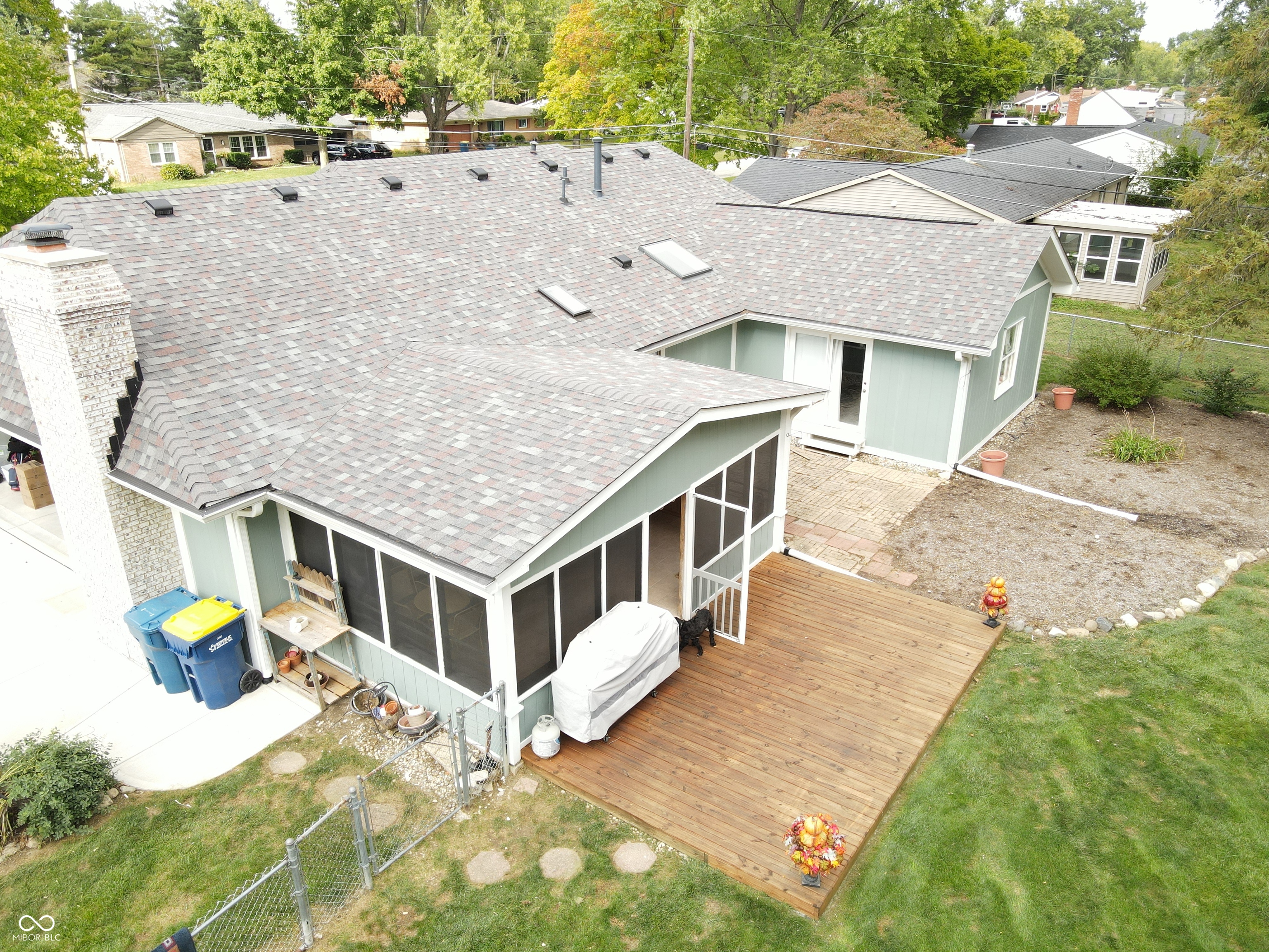 119 Bennett Road Carmel, IN 46032 - Photo 8 of 37 Gallery Image 8