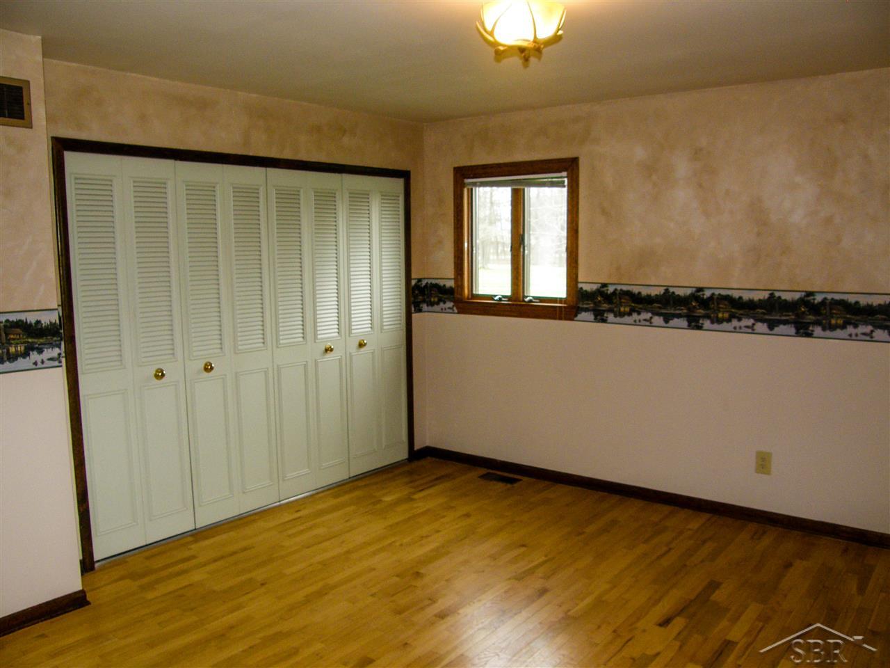 7337 North Nichols Road Flushing, MI 48433 - Photo 17 of 24 31239416-16.JPG